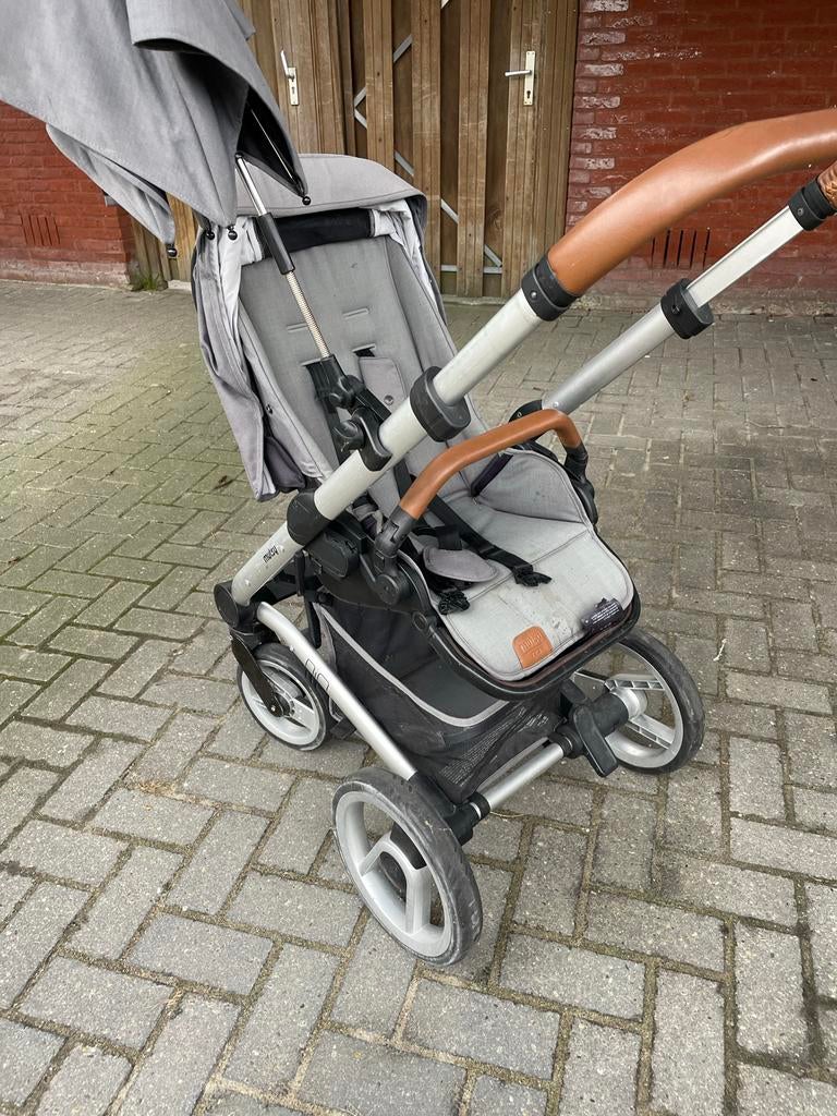 Mutsy Nio complete kinderwagen, Kinderwagen, Gebruikt, Mutsy, Verstelbare duwstang