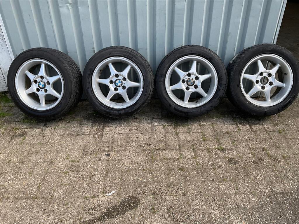Bmw e34 velgen 225/50/16, Auto-onderdelen, Banden en Velgen, Ophalen, Gebruikt, 16 inch, Banden en Velgen