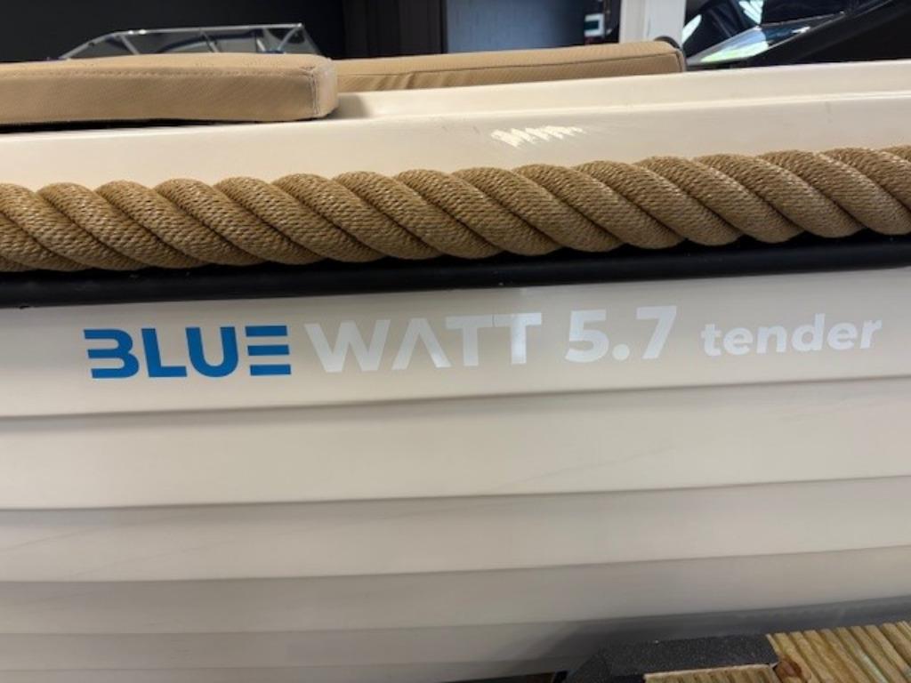 ‼️VOORJAARDEAL Bluewatt 5.7Tender met 15 Pk elekt. BBM