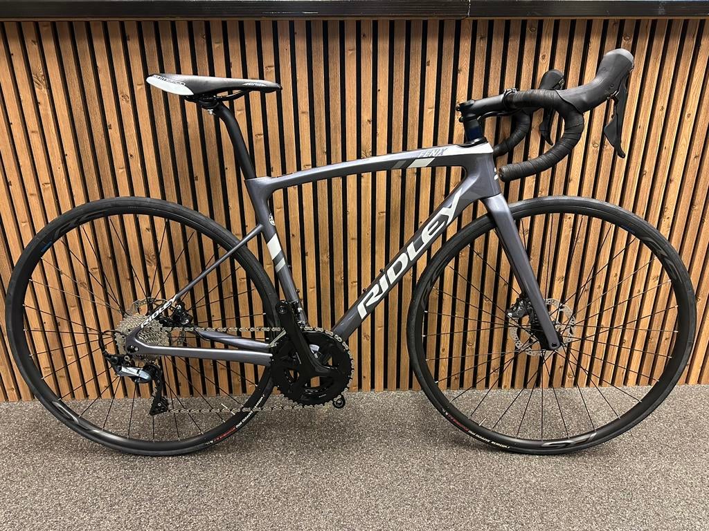 Nieuwe carbon Ridley fenix met ultegra €1799,- !!, Fietsen en Brommers, Carbon, Zo goed als nieuw, Meer dan 20 versnellingen, Ophalen