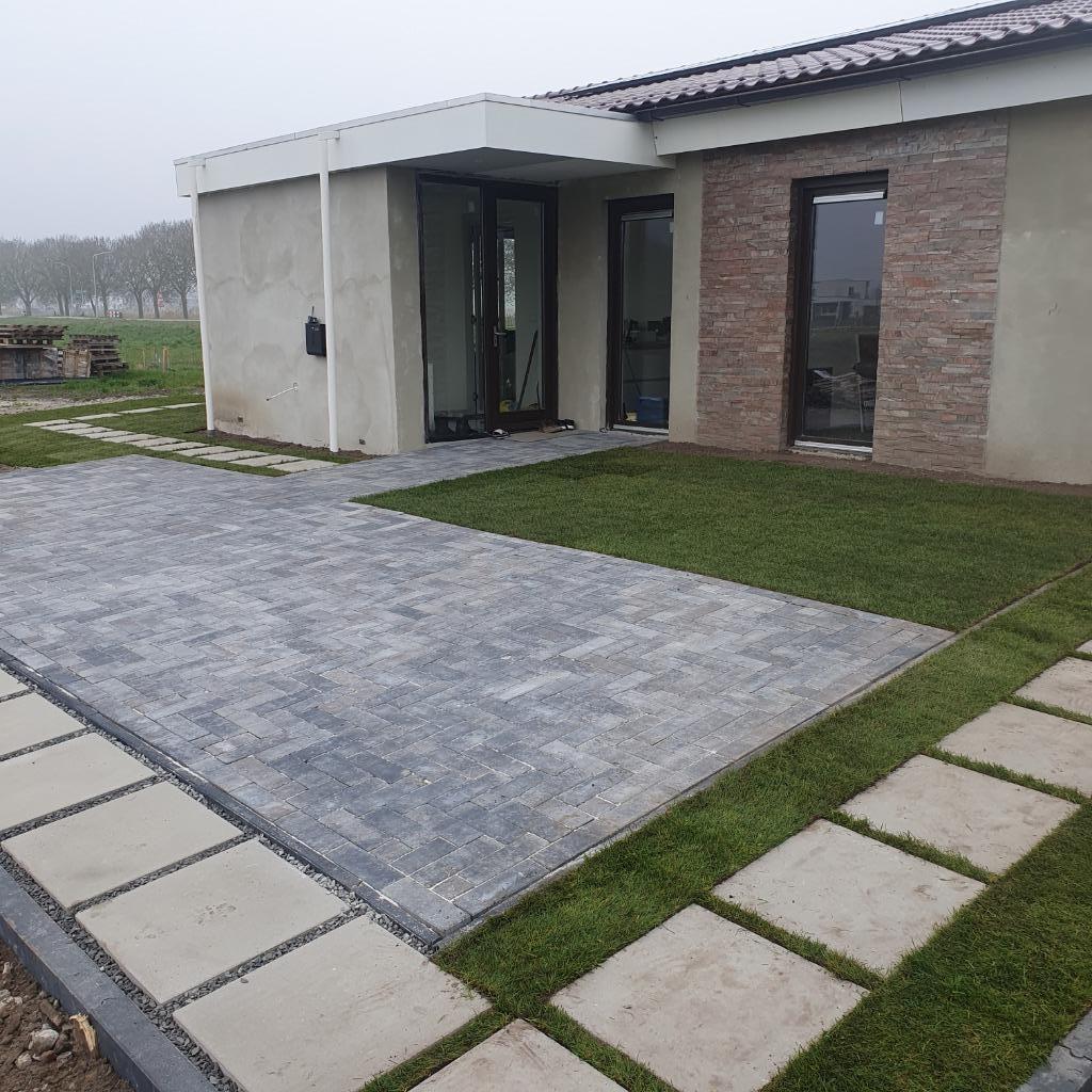 "Stratenmaker Almere" heeft tijd voor uw tuin project ☀️😎, Garantie, Tuinonderhoud of Snoeiwerk