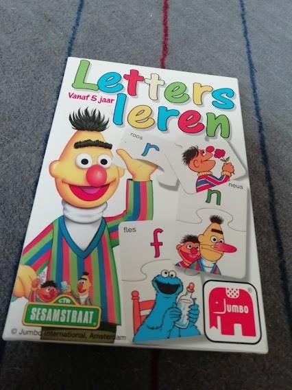 Sesamstraat "Letters leren" - puzzel, Ophalen of Verzenden, 10 tot 50 stukjes, Zo goed als nieuw