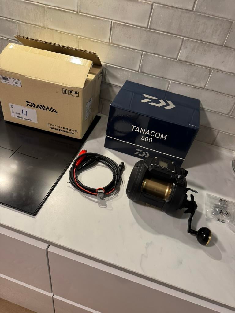 een nieuwe daiwa tanacom 800 reuze zee reel !, Watersport en Boten, Hengelsport | Zeevissen, Ophalen of Verzenden, Nieuw, Molen