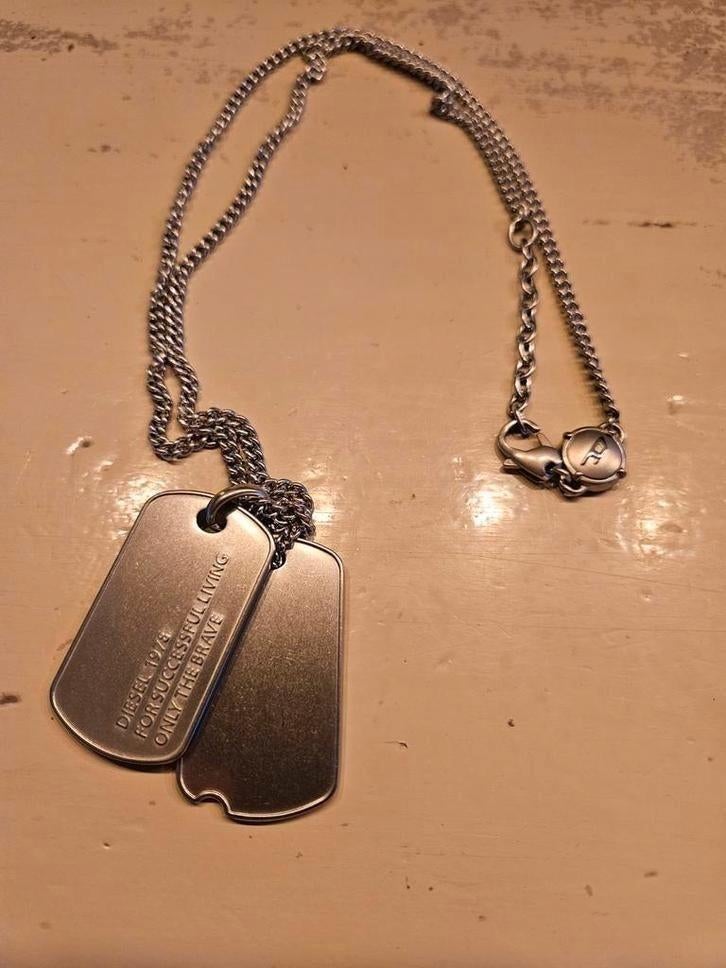 Nieuwe Diesel ketting en double hangers dogtags, Sieraden, Tassen en Uiterlijk, Kettingen, Nieuw, Ophalen of Verzenden, Zilver