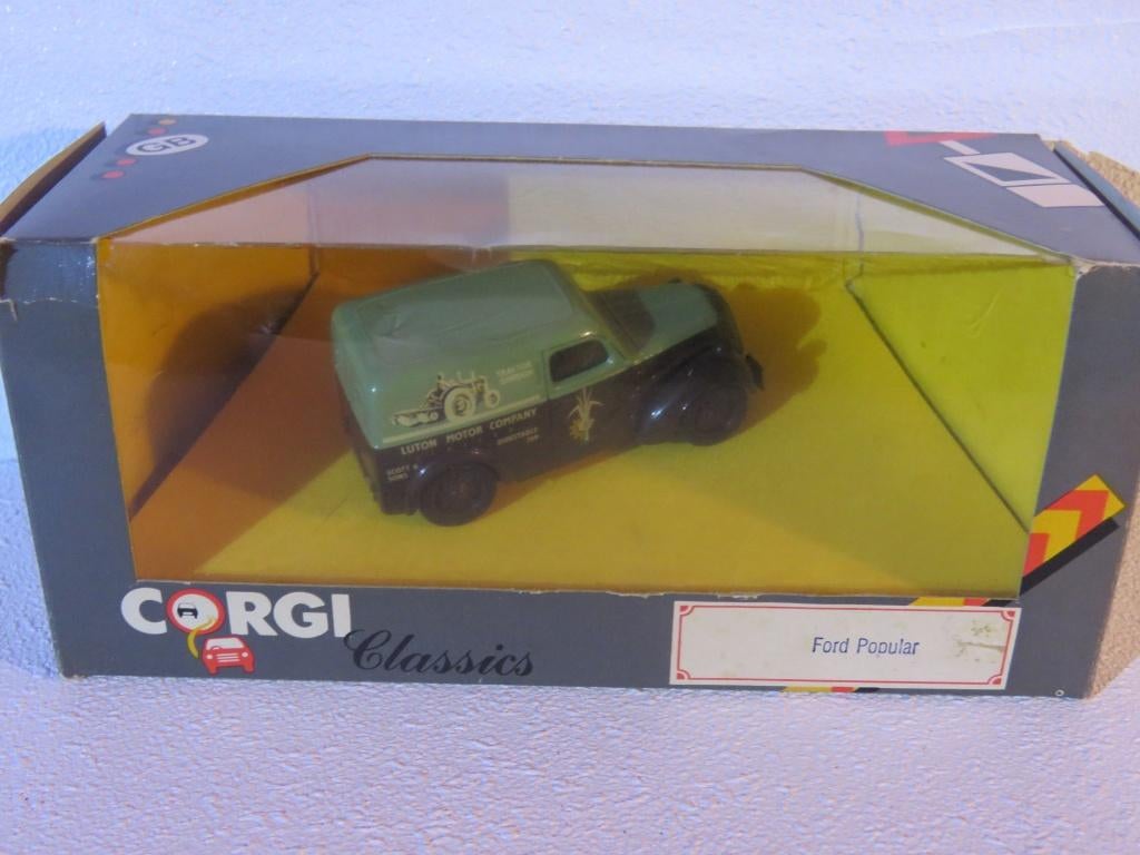Corgi D980 Ford Popular, Ophalen of Verzenden, Zo goed als nieuw, Auto, Corgi