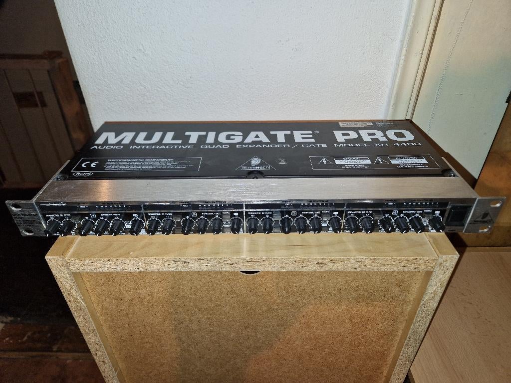 behringer multigate pro xr4400, Ophalen of Verzenden, Zo goed als nieuw