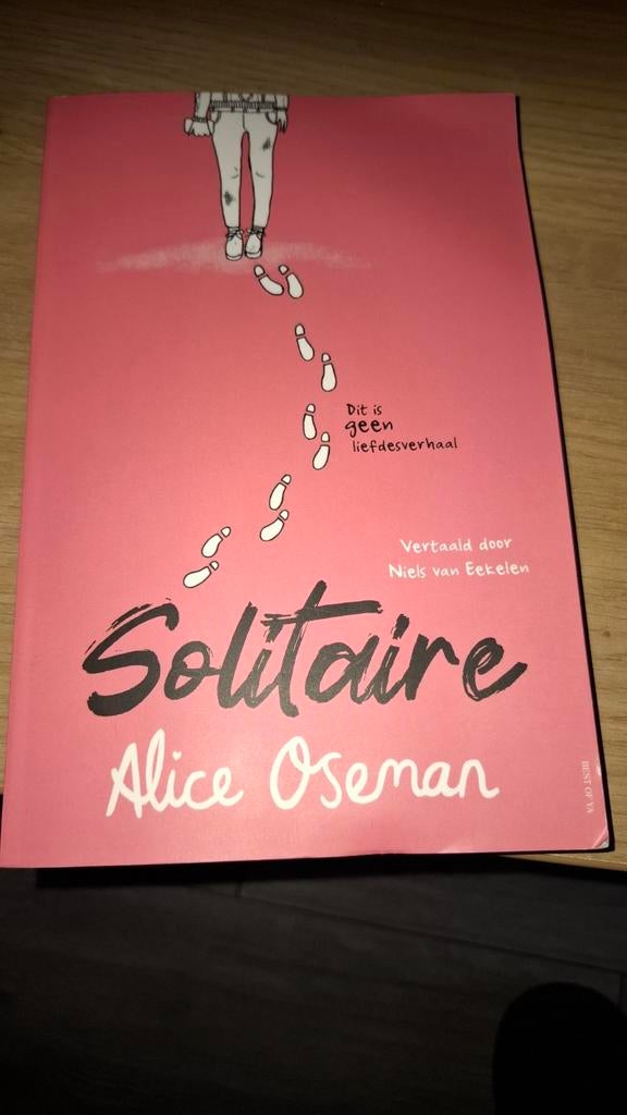 Solitaire - Alice Oseman, Boeken, Ophalen of Verzenden, Zo goed als nieuw, Alice Oseman, Nederland