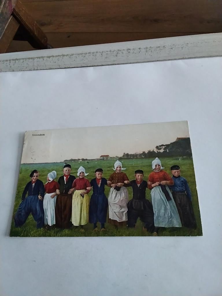 VOLENDAM. KLEDERDRACHT, Ophalen of Verzenden, Voor 1920, Noord-Holland
