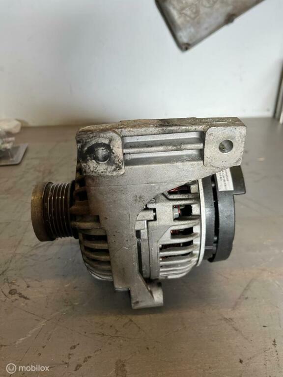 Dynamo Volvo V70 II 24525029, Gebruikt, Ophalen of Verzenden, Volvo