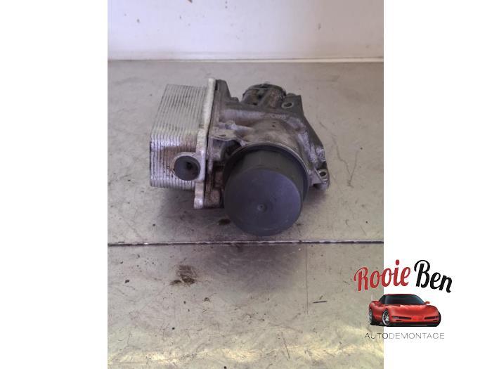 Oliefilterhuis van een Mercedes ML-Klasse, Auto-onderdelen, Filters, Mercedes-Benz, Gebruikt, 3 maanden garantie, Ophalen of Verzenden