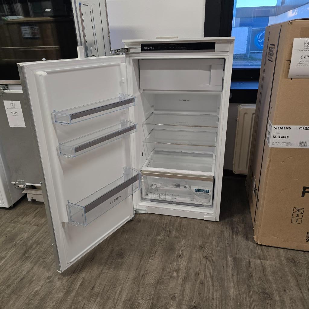 Siemens inbouw koelkast KI32LVFE0 //INTERN VRIESVAK//, 60 cm of meer, Refurbished, Met vriesvak, Ophalen