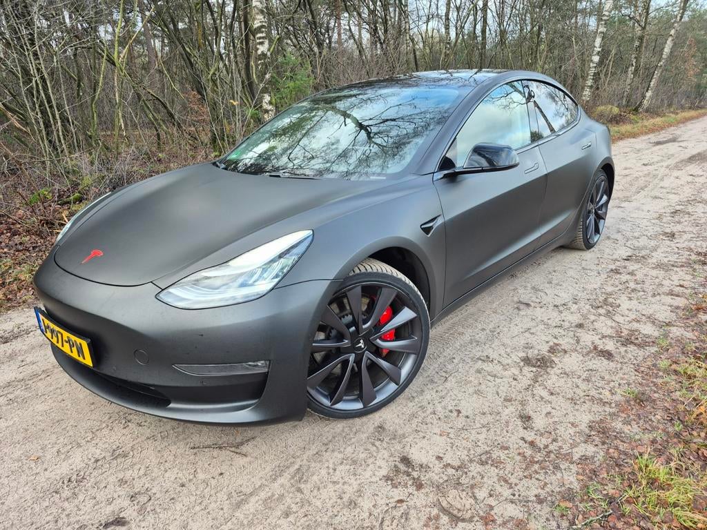Tesla Model 3 Performance 2020 Zwart, + trekhaak, excl. BTW, Automaat, 1831 kg, Zwart, Origineel Nederlands