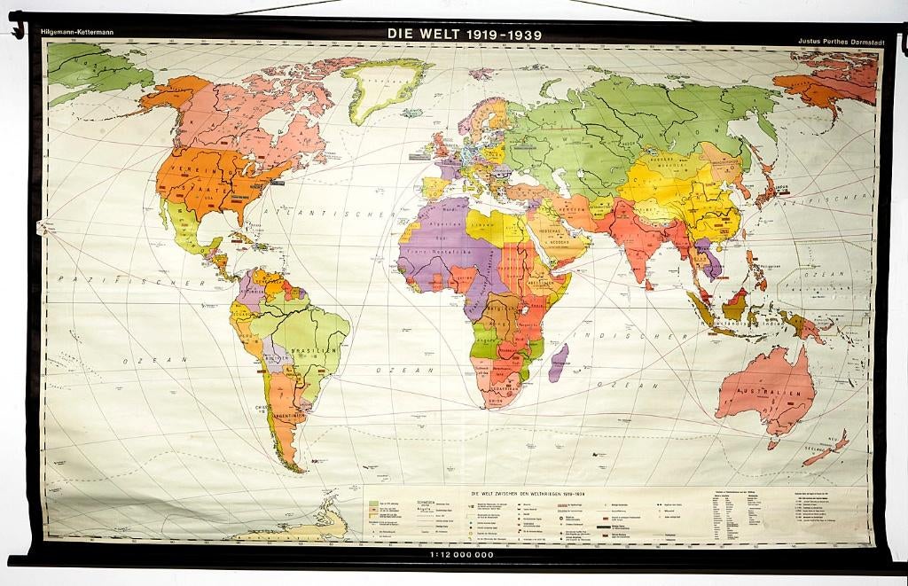 Vintage schoolwandkaart “Die Welt 1919–1939" –Justus Perthes, Antiek en Kunst, Ophalen, Aardrijkskunde