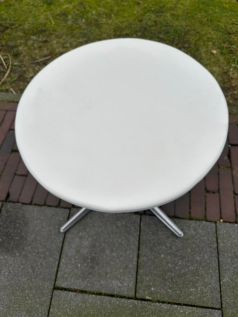 Horst Brüning bijzettafel, Minder dan 55 cm, Gebruikt, Metaal of Aluminium, Rond