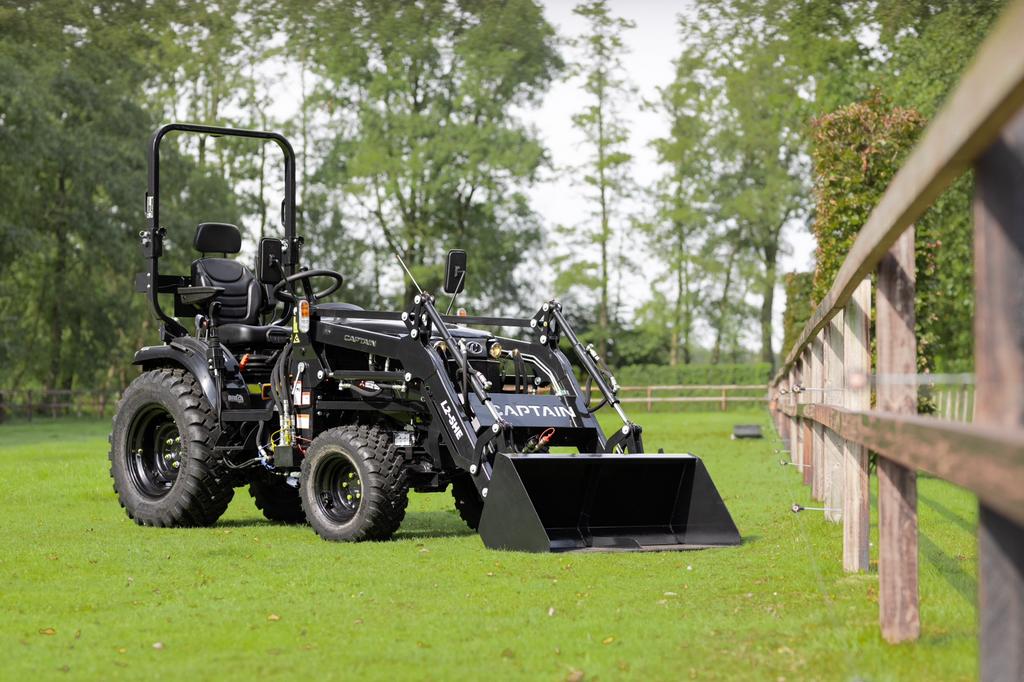 Captain 263 25pk Hydrostaat MITSUBISHI all Black, Overige merken, Gebruikt, Tot 2500, Ophalen of Verzenden