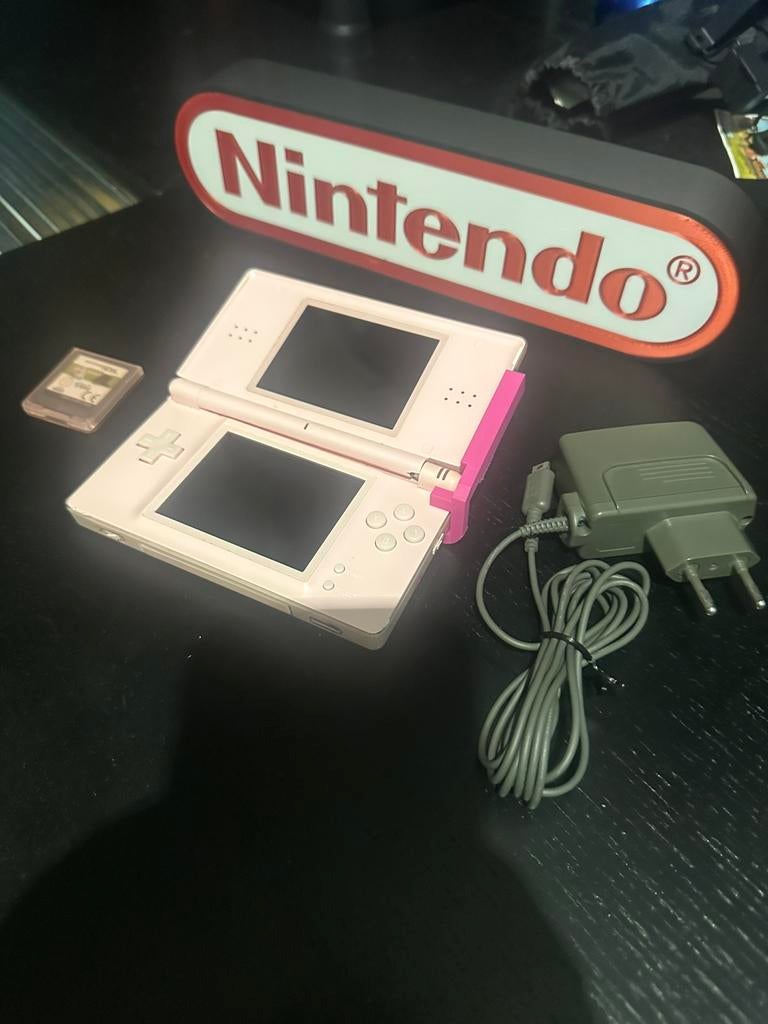 Nintendo DS Lite rose - met tasje, spel, 1x pen, kabel, ., Ophalen of Verzenden, ., DS Lite