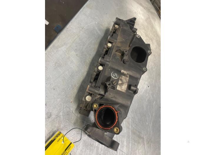 Inlaatspruitstuk van een Audi A8, Gebruikt, -, -, -