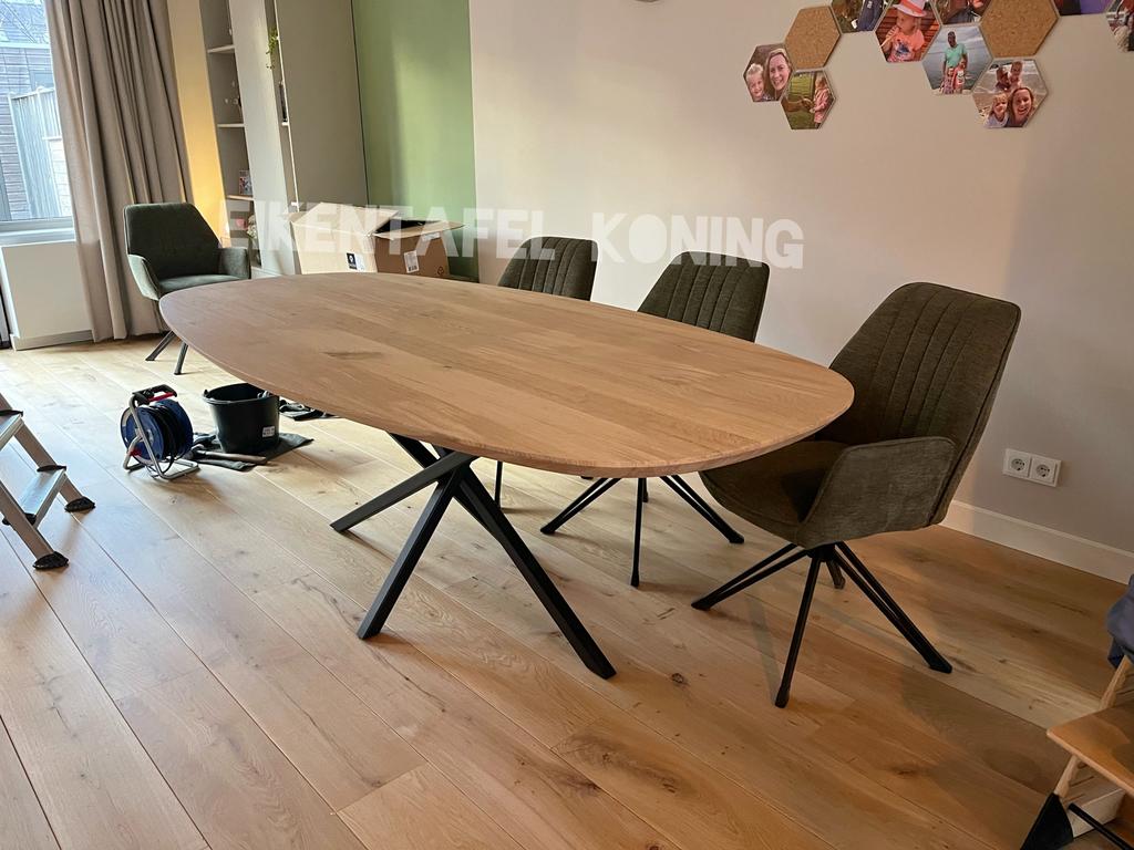 Eiken boomstamtafel Deens ovaal eettafel massief verjongd, 200 cm of meer, Zo goed als nieuw, Ovaal, 50 tot 100 cm