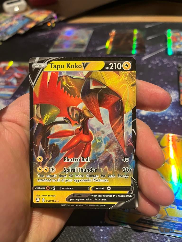 Tapu koko V pokemon kaart, Ophalen of Verzenden, Zo goed als nieuw