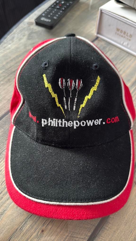 Pet Phil the power Taylor, Sport en Fitness, Darts, Ophalen of Verzenden, Zo goed als nieuw, Pijlen