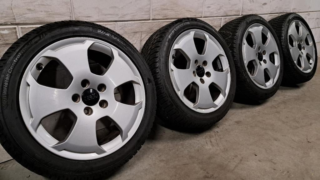 Lm-velgen Audi A3 Leon Golf Caddy Jetta Touran 225/45/17, Gebruikt, Banden en Velgen, 17 inch, Personenwagen