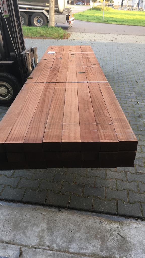 Mahonie hout, Tuin en Terras, Palen, Balken en Planken, Ophalen, Zo goed als nieuw, Minder dan 180 cm, Planken