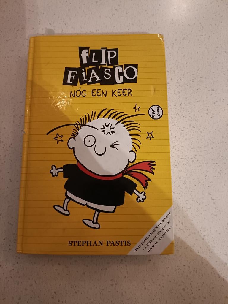 Flip Fiasco - Nog een keer!, Boeken, Ophalen of Verzenden, Zo goed als nieuw, Stephan Pastis, Fictie algemeen