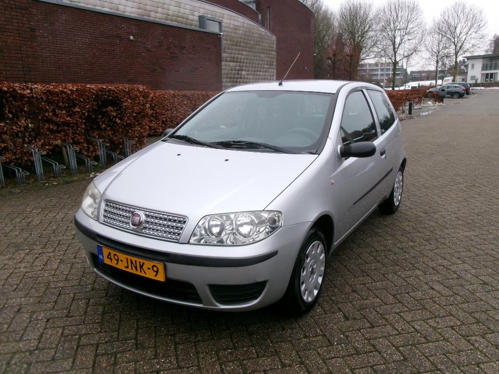 PUNTO 60 3DRS CASSIC 1.2 ACTIVE.123287KM-NAP--AIRCO.NWE APK., Voorwielaandrijving, Stof, 4 cilinders, 400 kg