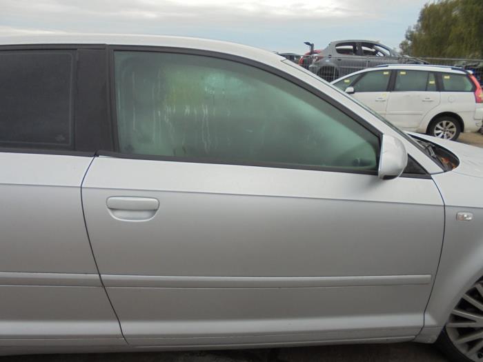 Portier 2Deurs rechts van een Audi A3 (LY7W), Auto-onderdelen, Gebruikt, -, Deur, -