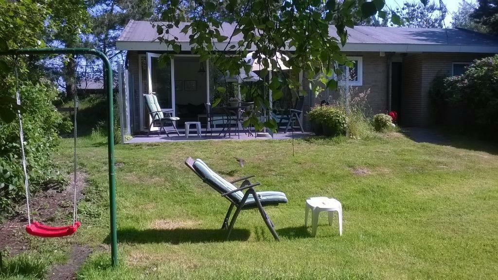 Foto 11 van Fijne bungalow op Ameland, Buren, 5 min. van zee en duinen