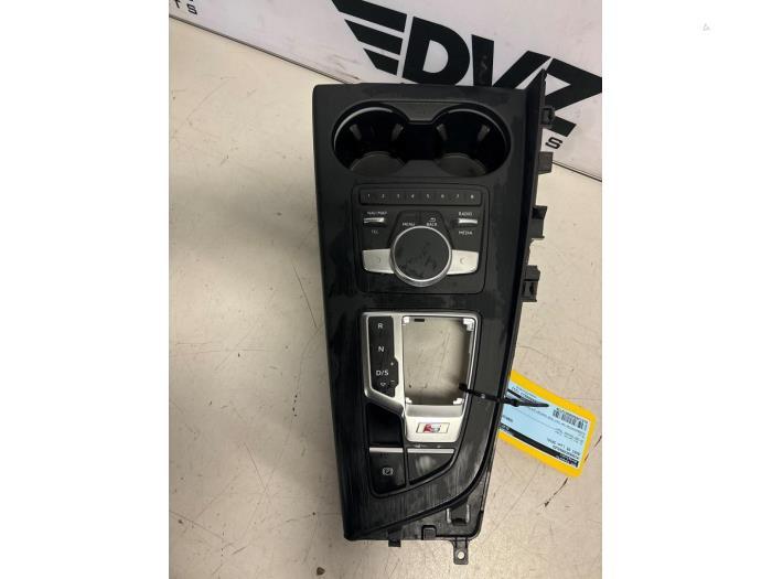 Middenconsoles van een Audi S5, Auto-onderdelen, Gebruikt, -, -, -