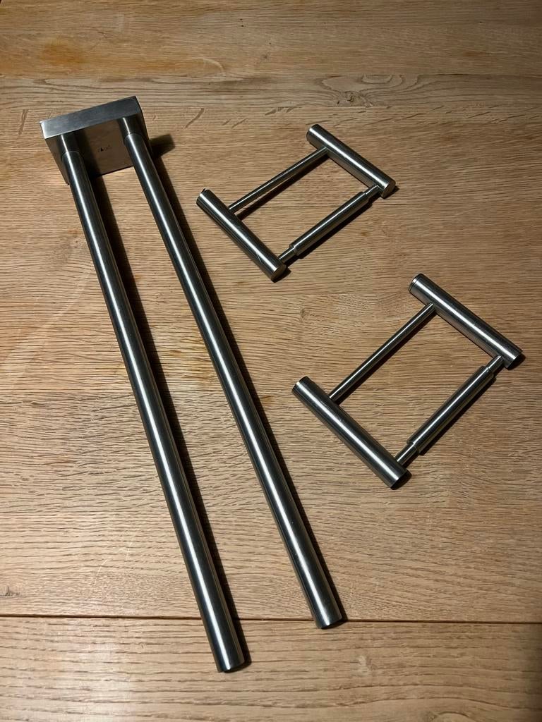 Zack Handdoekhouder + 2 Toiletrolhouders, Ophalen of Verzenden, Gebruikt, Grijs, Handdoekenrek