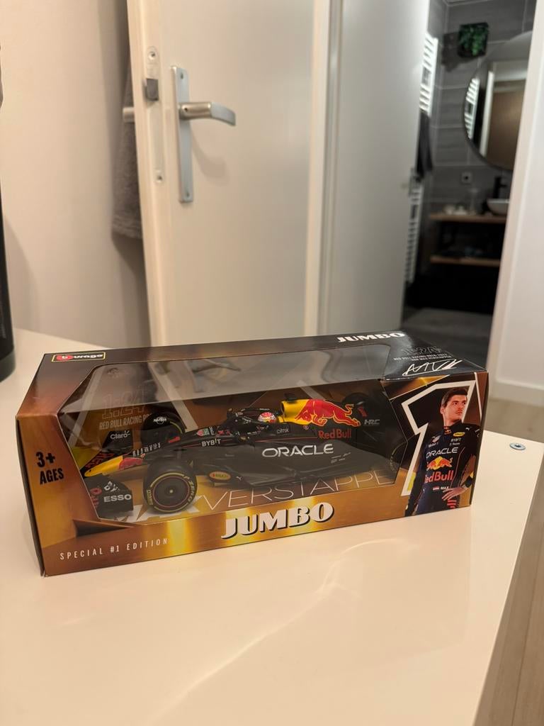 Race auto max verstappen, Hobby en Vrije tijd, Modelauto's | 1:24, Ophalen, Zo goed als nieuw, Bburago