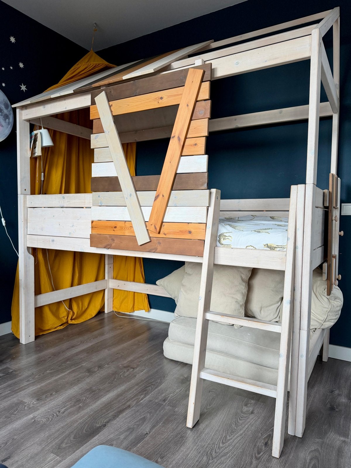 Lifetime boomhut hoogslaper, Ophalen, Eenpersoons, Zo goed als nieuw, 200 cm