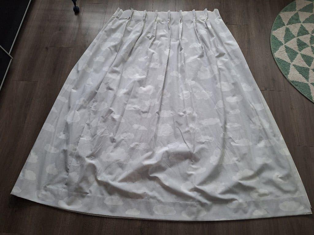 Baby-/kinderkamer gordijnen wolk grijs 173,5 x 153,5cm, Gebruikt, Kwantum, Ophalen of Verzenden, In te korten