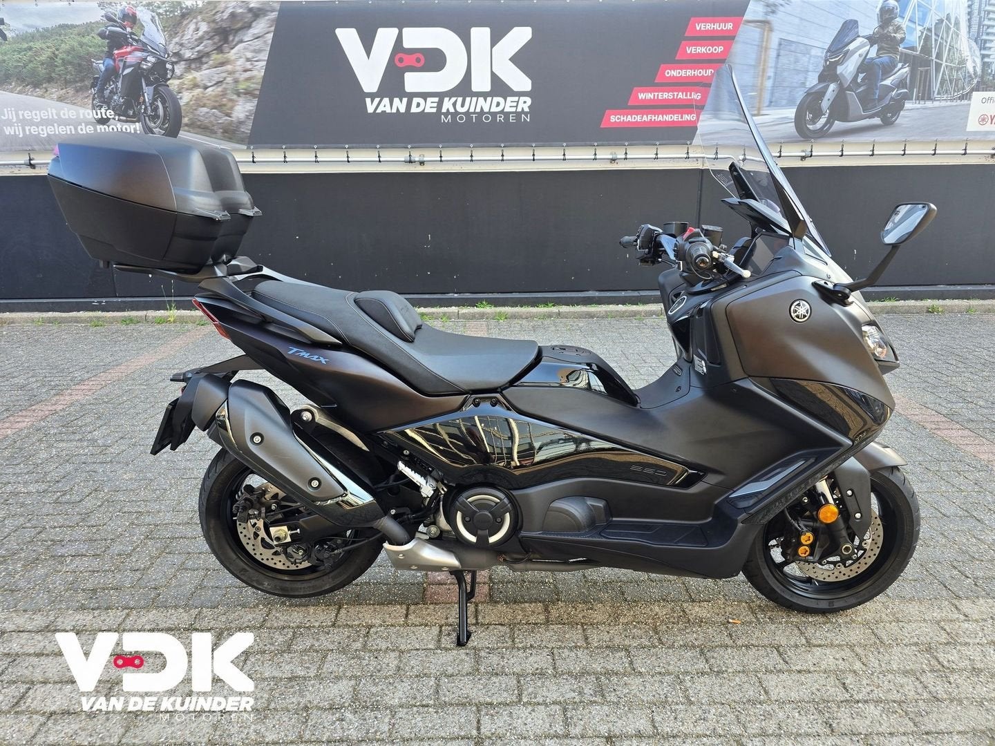 YAMAHA TMAX TECH MAX 560 (bj 2024), Motoren, Motoren | Yamaha, 562 cc, Bedrijf, Onbekend, YAMAHA