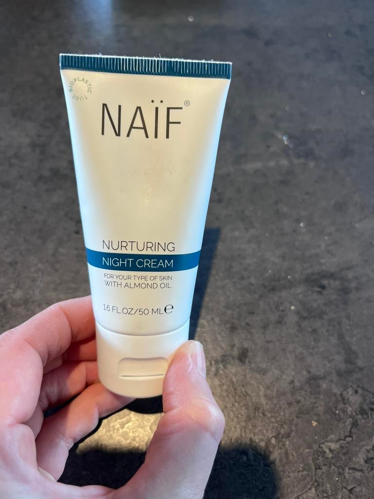 Naif nachtcrème, Ophalen of Verzenden, Nieuw, Gehele gezicht, Verzorging