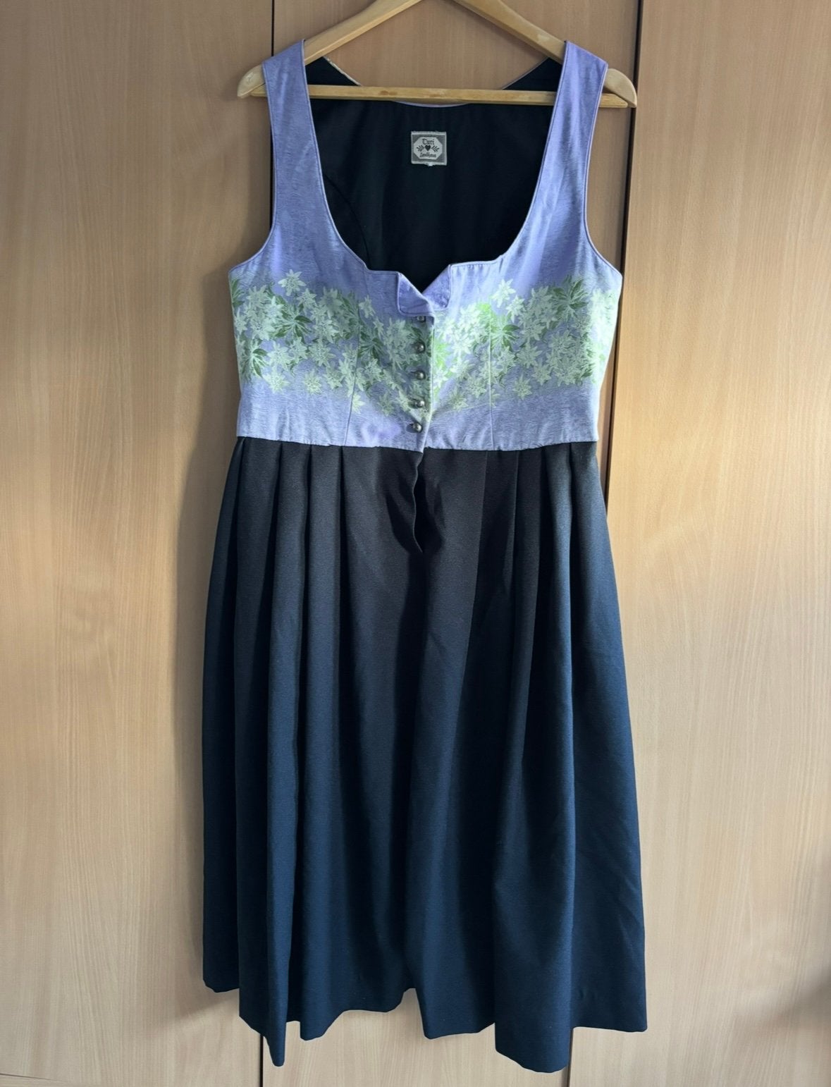 Oktoberfest Tiroler Dirndl jurk maat M, Ophalen of Verzenden, Zo goed als nieuw, Maat 38/40 (M)