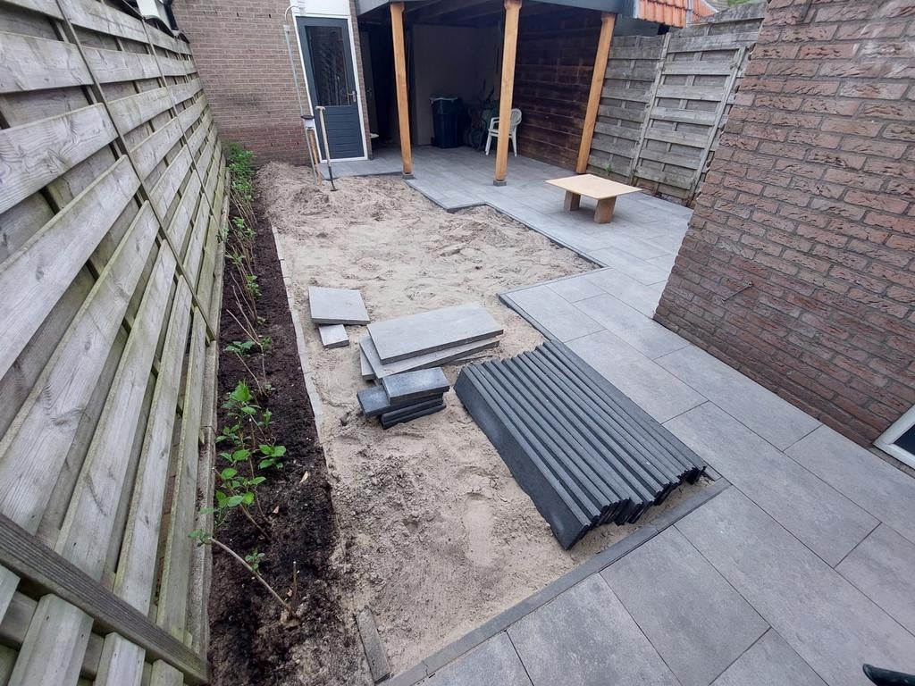 2 - 2,5m3 zand beschikbaar, ideaal voor straatwerk, Ophalen of Verzenden, Ophoogzand