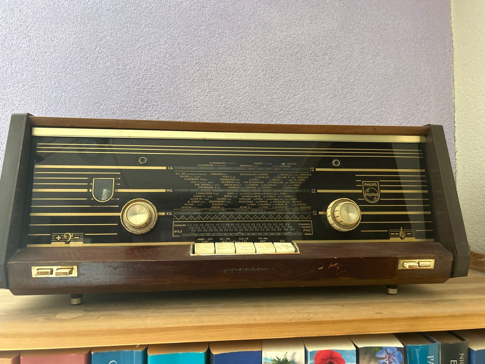 Vintage Philips buizenradio - werkend en in goede staat, Ophalen, Gebruikt, Radio