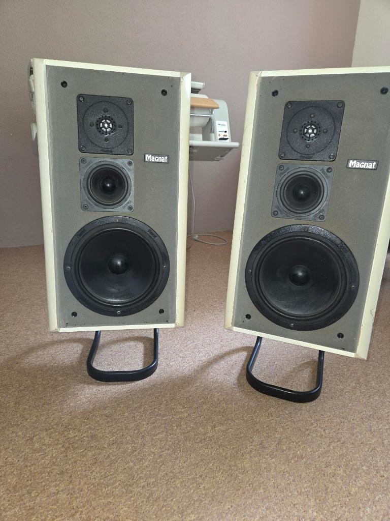 Magnat luidsprekers, Ophalen, Gebruikt, 120 watt of meer, Front, Rear of Stereo speakers