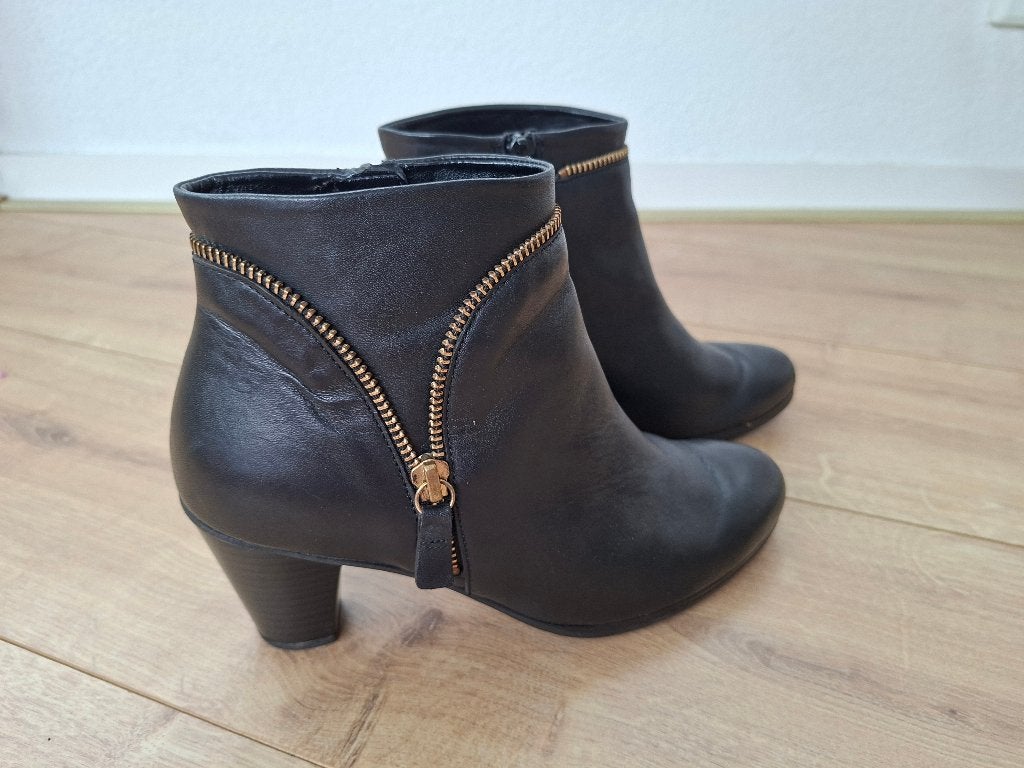 Zwart leren Gabor schoenen / enkellaarsjes maat 3 = 35,5, Zwart, Lage of Enkellaarzen, Gabor, Ophalen of Verzenden
