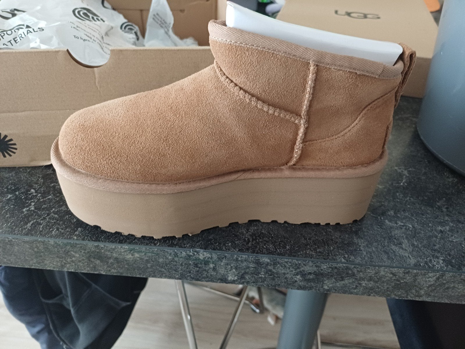 Nieuwe UGG Classic Ultra Mini Platform Laarzen - Maat 37, Kleding | Dames, Schoenen, UGG, Bruin, Lage of Enkellaarzen, Nieuw