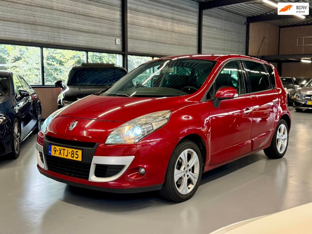 Renault Scénic 1.5 dCi Dynamique Xenon/Navi/Automaat, Euro 5, Gebruikt, 4 cilinders, Parkeersensor