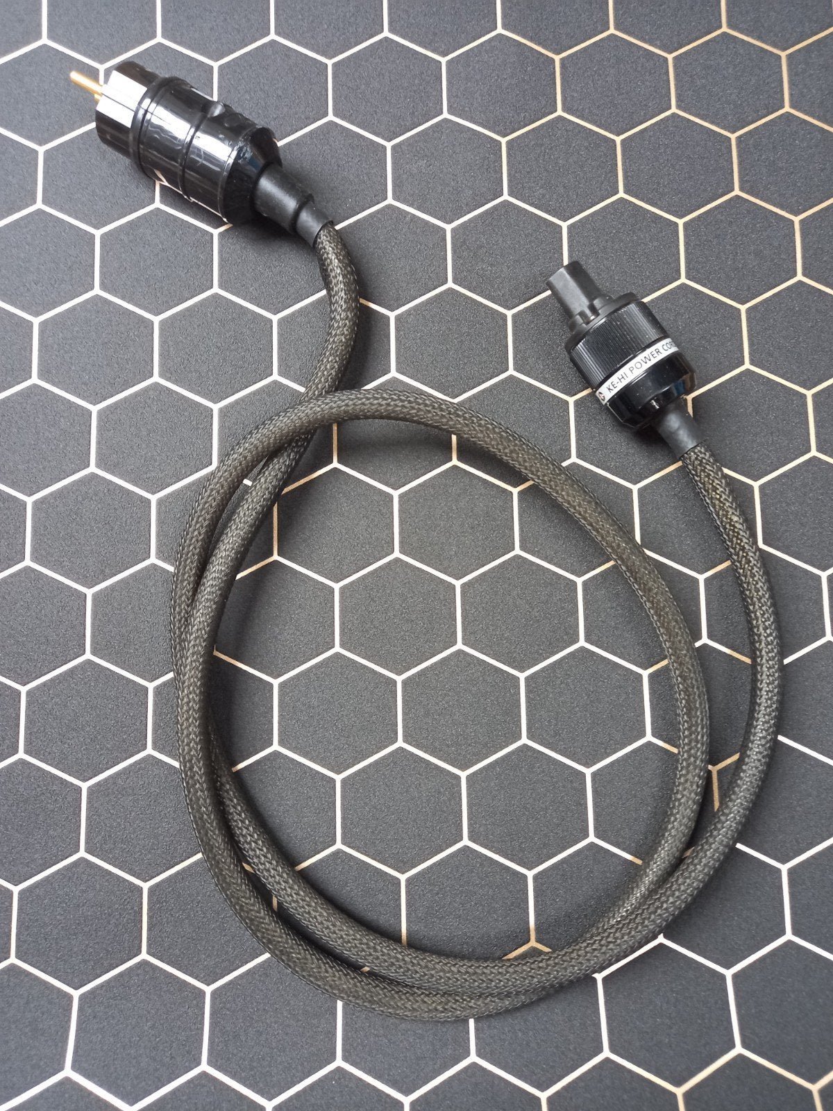 KE-HI Power Cord Plus - Hoogwaardige audiostroomkabel, Ophalen of Verzenden, Zo goed als nieuw, Minder dan 2 meter, Overige kabels