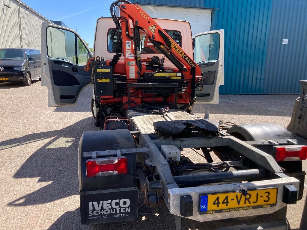 BE trekker |7-8 Meter KRAAN Kier | Iveco Daily | Pick-up bak, Automaat, Stof, 2460 kg, 4 cilinders