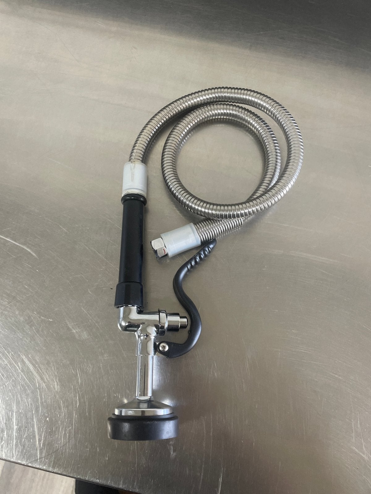 Professionele voorspoeldouche voor horeca, Ophalen, Gebruikt