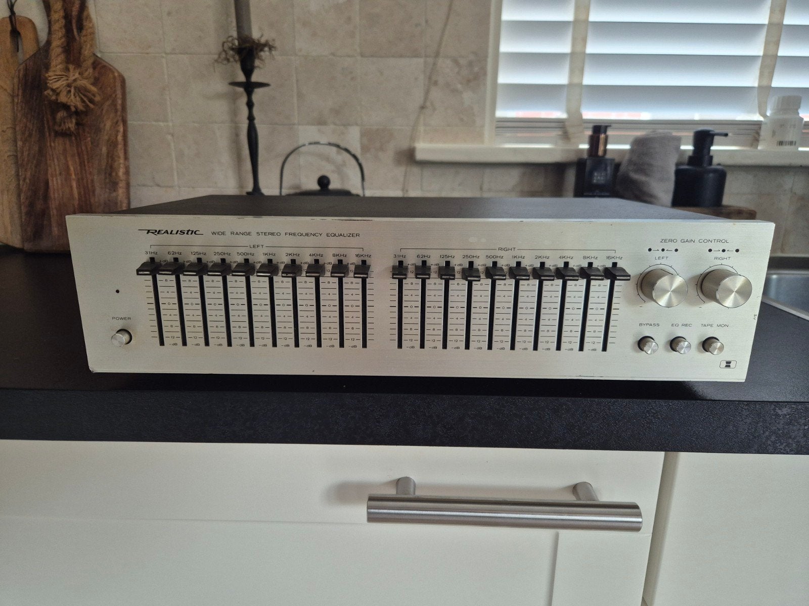 Realistic Wide Range Stereo Frequentie Equalizer, Overige merken, Gebruikt, Ophalen of Verzenden, Minder dan 60 watt