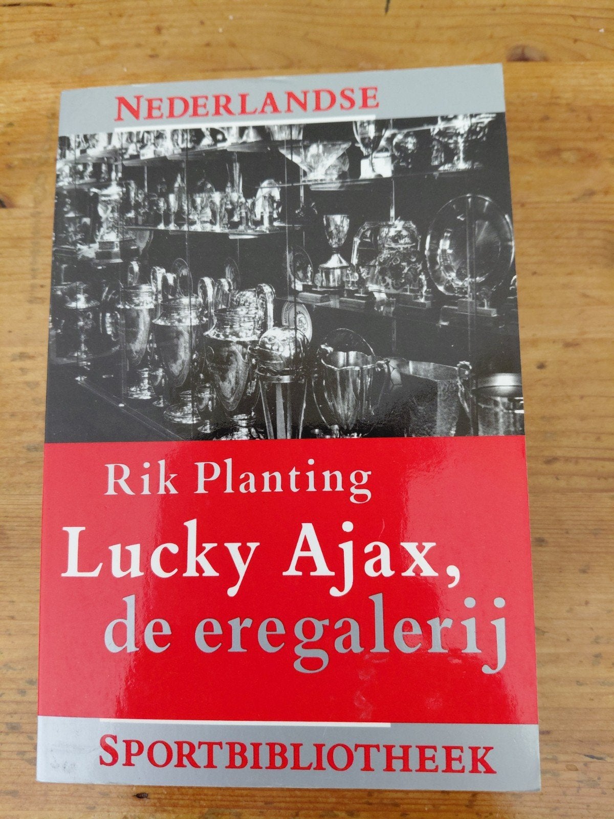 Rik Planting - Lucky Ajax, de eregalerij, Ophalen of Verzenden, Zo goed als nieuw, Balsport
