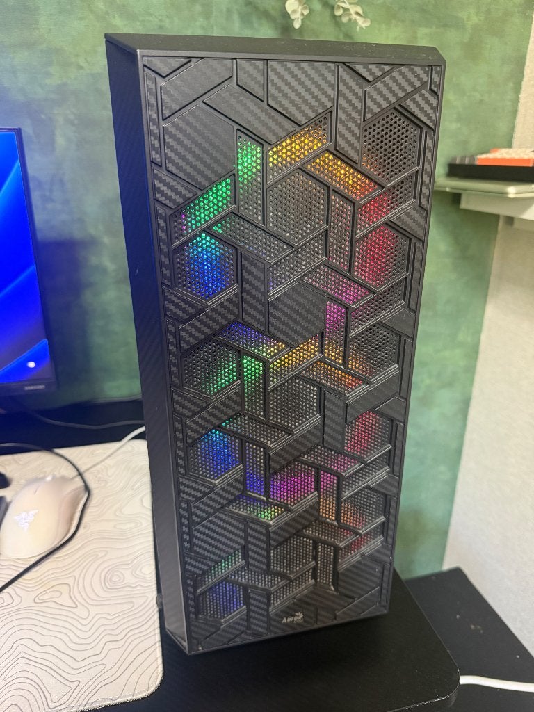 Geod werkende pc 16 GB, Computers en Software, Computerbehuizingen, Ophalen of Verzenden, Zo goed als nieuw